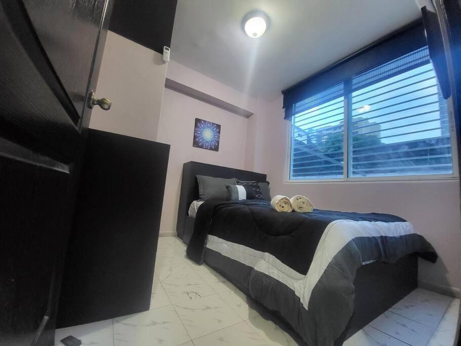 R.2-2 Lindo Estudio Ejecutivo En Area Turistica. Panama City
